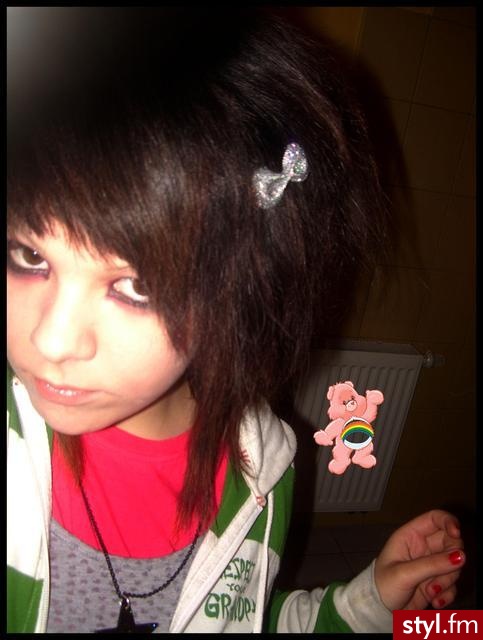 care bear ^^ - EMO Alternatywne Średnie Fryzury