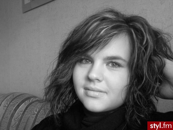 Średnie Fryzury