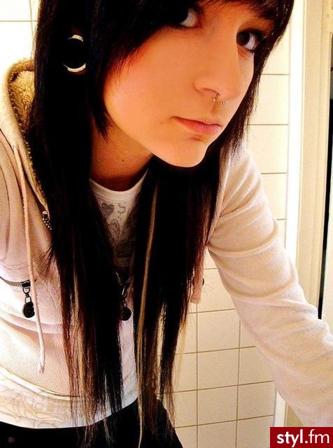 EMO Alternatywne Średnie Fryzury