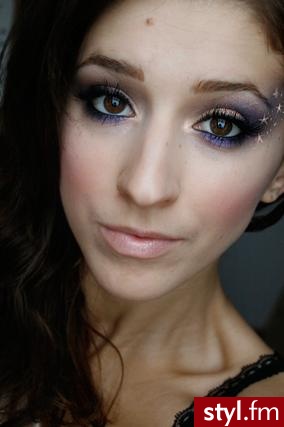 Gold & Violet Makeup. Gold & Violet Makeup - Makijaże