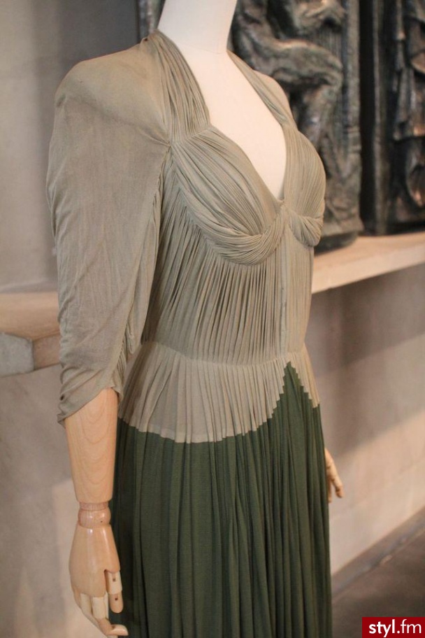 Sukienki Moda