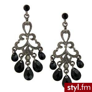 Amazon.com: Jet & Black Diamond Crystal Chandelier Earrings: Jewelry. Pobrano ze strony: http://www.amazon.com/Black-Diamond-Crystal-Chandelier-Earrings/dp/B000PKLZAE%3FSubscriptionId%3D1MQJCQXEVKVW34M2GZ82%26tag%3Dutvee-20%26linkCode%3Dxm2%26camp%3D2 - Pozostałe Dodatki Moda