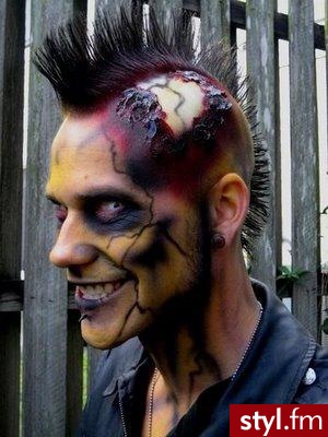 Crazy skull. Fryzura i makijaż na specjalne okazje, czy do kościoła, ewentualnie na pierwszy dzień pracy xD...

Jeżeli była to przepraszam, nie chciałem ;p. - Punk Rock Alternatywne Średnie Fryzury