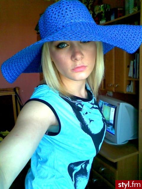 Nakrycia głowy Dodatki Moda