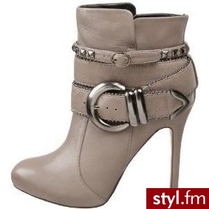 Pozostałe Buty Moda