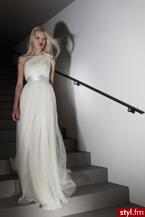 Sukienki Moda