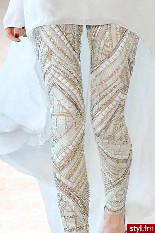 Leginsy Spodnie Moda
