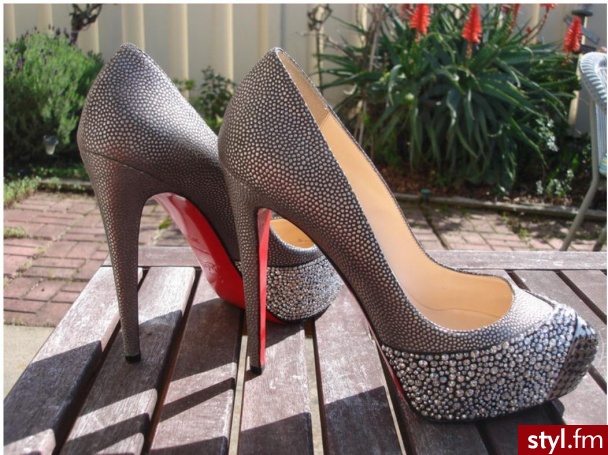Szpilki Buty Moda