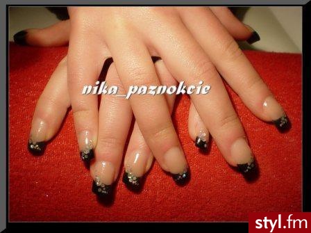 KONTAKT DO MNIE I ZDJĘCIA TYCH PAZURKÓW ZNAJDUJĄ SIĘ NA MOIM BLOGU
ZAPRASZAM!!!!!!!!!
www.nika-pazurki.blog.onet.pl

to na wypadek, gdyby znowu jakaś bezczelna laska podpisywała się pod moimi pracami... - Paznokcie