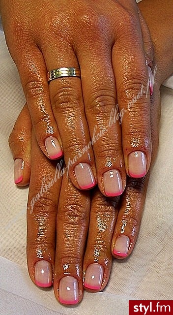 manicure hybrydowy - Kwadratowe Żelami Naturalne Paznokcie