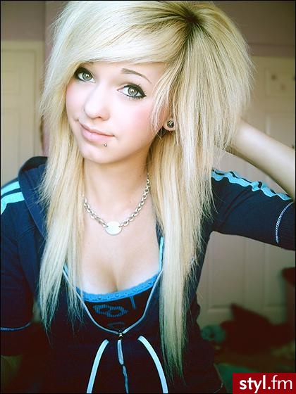 EMO Alternatywne Średnie Fryzury