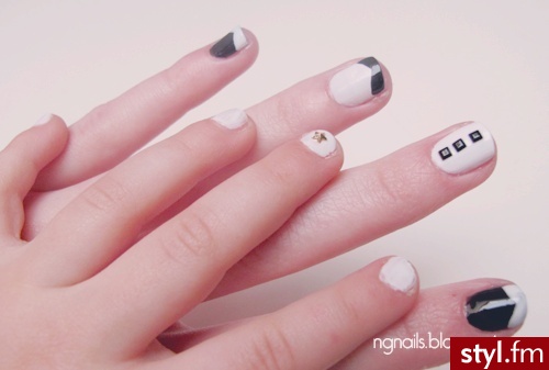 http://ngnails.blogspot.com/2013/04/black-and-white.html - Migdałki Naturalne Paznokcie