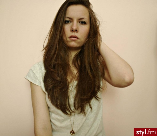 Brązowe Rozpuszczone Proste Na co dzień Długie Fryzury