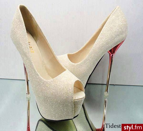 Szpilki Buty Moda