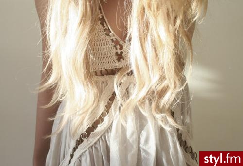 Blond Rozpuszczone Kręcone Na co dzień Długie Fryzury