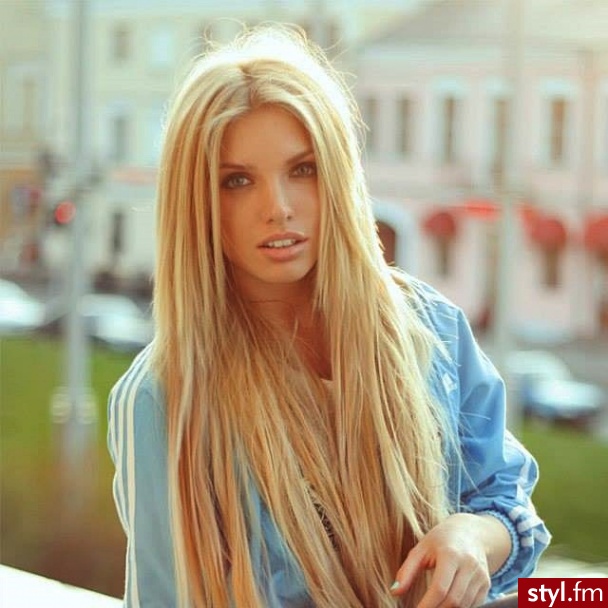 Blond Rozpuszczone Proste Na co dzień Długie Fryzury