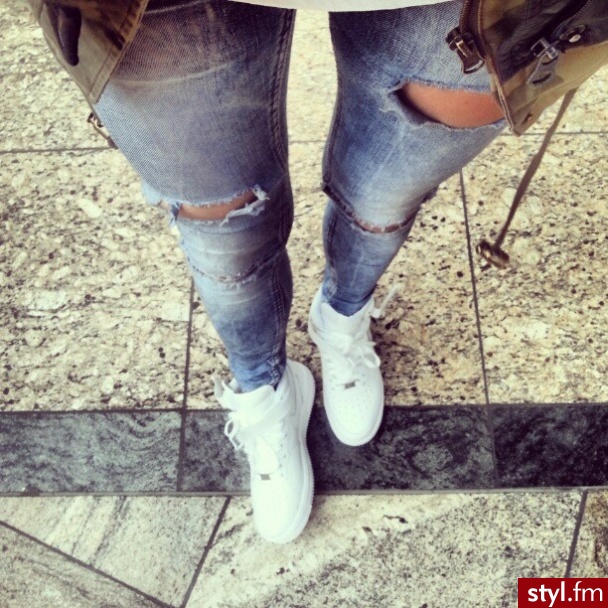 Jeansy Spodnie Moda