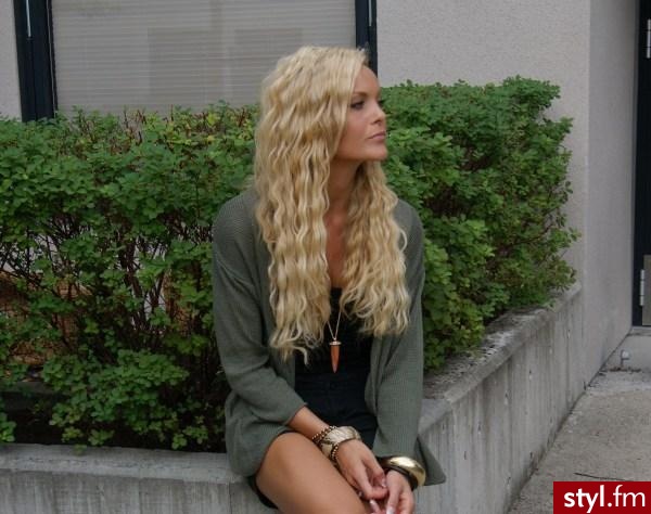 Blond Rozpuszczone Kręcone Na co dzień Długie Fryzury