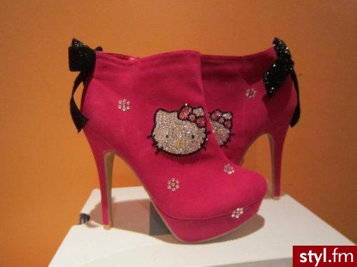 Pozostałe Buty Moda