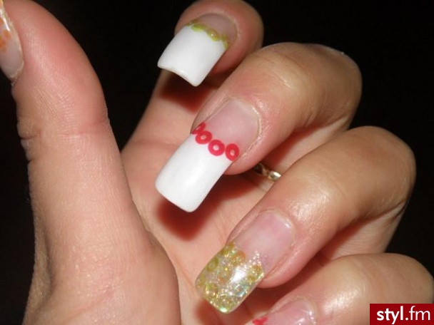 :)www.caro-tipsy-kielce.blog.onet.pl - Paznokcie