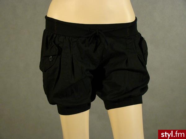 spodenki , http://moda.allegro.pl/item997054158_alladynki_pumpy_spodenki_szorty.html  link do nich ; ))) - Pozostałe Ciuchy Moda