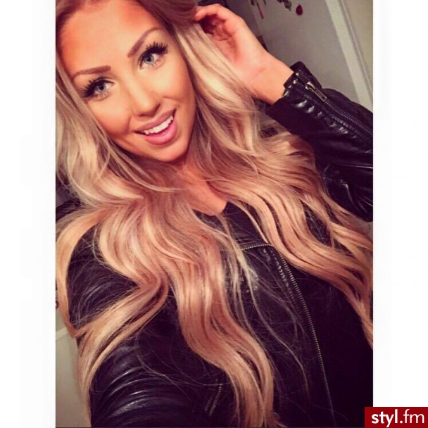 Blond Rozpuszczone Kręcone Na co dzień Długie Fryzury