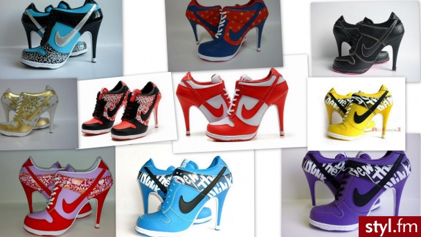 NIKE WMNS DUNK LOW <3. NIKE WMNS DUNK LOW <3 - Pozostałe Buty Moda