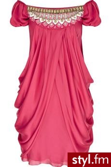 sukienka. €1,165  Temperley London  
Jeżeli już jest proszę o link - Pozostałe Ciuchy Moda