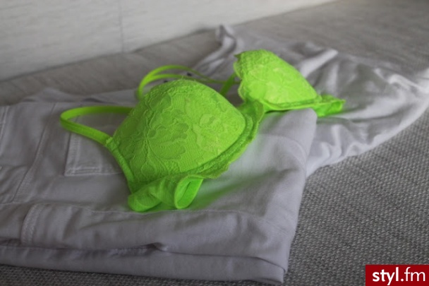 Biustonosze Bielizna Moda