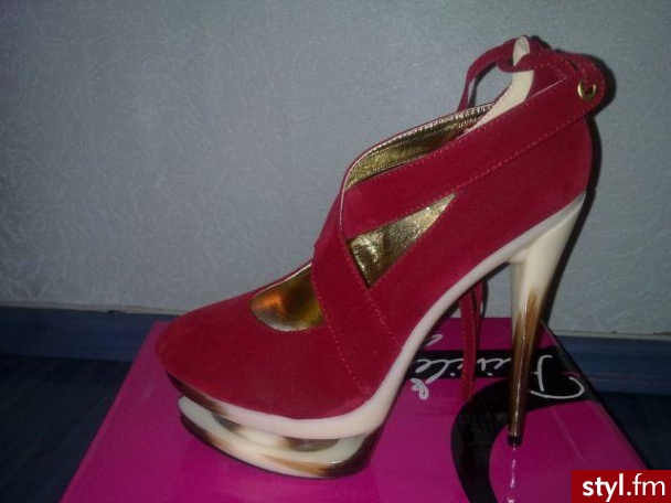 Szpilki Buty Moda
