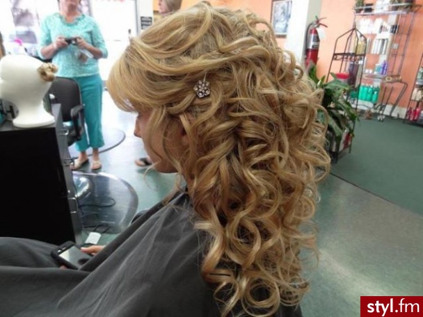 Blond Rozpuszczone Kręcone Ślubne Długie Fryzury