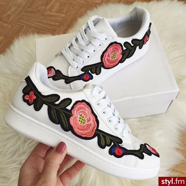 Sportowe Buty Moda