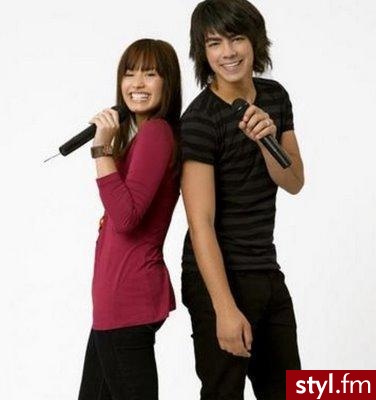 demi lovato i joe jonas - Krótkie Fryzury