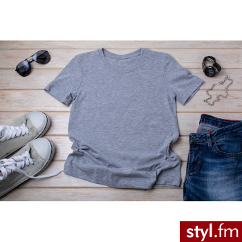 Jak zaprojektować koszulkę, która wyróżni Cię z tłumu? 
https://jipi.pl/ - Koszulki Ciuchy Moda