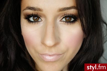 kim kardashian makeup - Makijaże