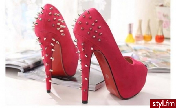 Szpilki Buty Moda