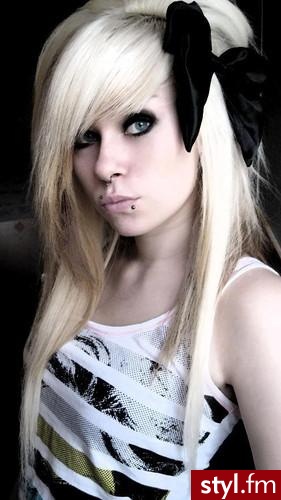 EMO Alternatywne Średnie Fryzury