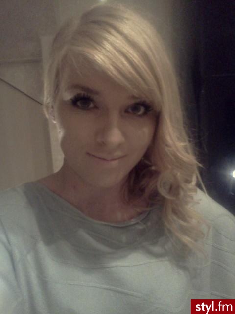 Blond Rozpuszczone Kręcone Na co dzień Średnie Fryzury