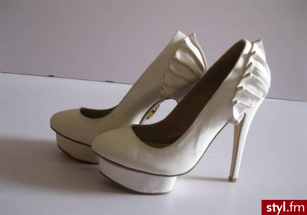 Szpilki Buty Moda