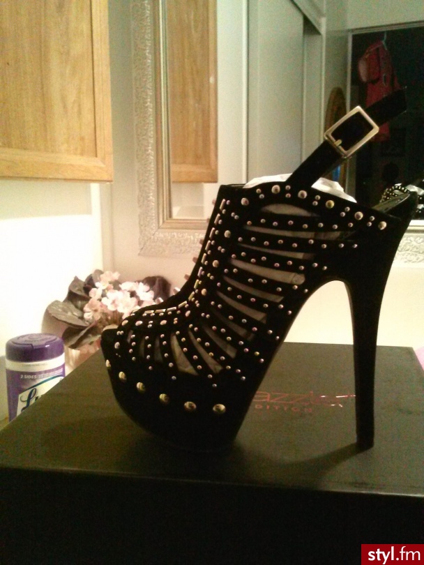 Szpilki Buty Moda