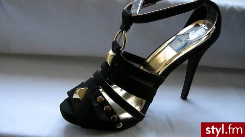 Pozostałe Buty Moda