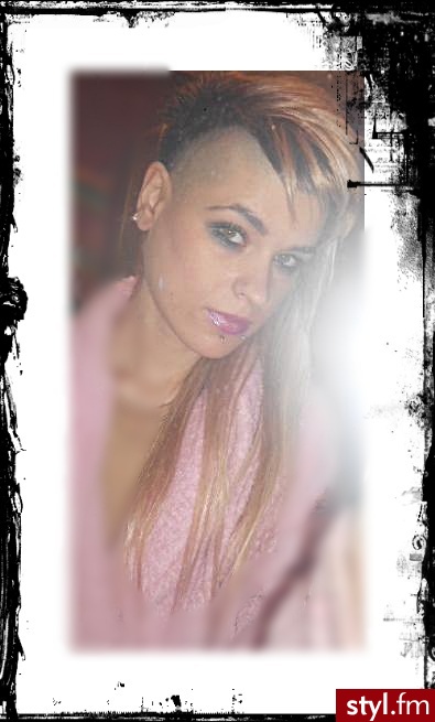 Fryzura mojego osobistego wykonania ;p  - Blond Irokez damski Proste Na co dzień Średnie Fryzury