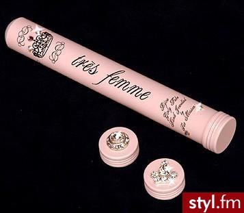 Stylowa tubka do której możesz włożyć biżuterię, błyszczyk, długopis, spinki a nawet tampony - 18$ - Gadżety Inne Moda