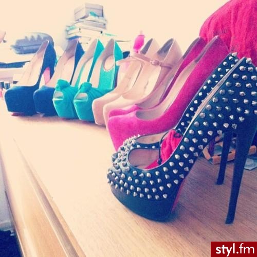 Szpilki Buty Moda
