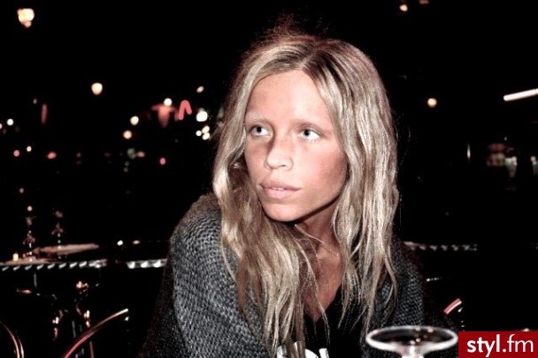 Średnie Fryzury