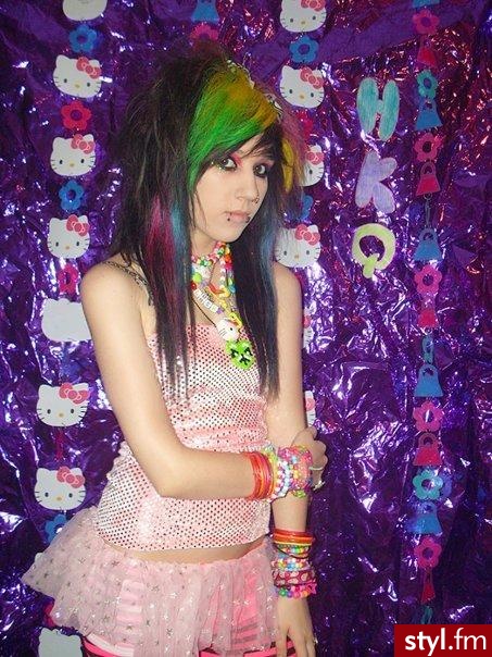 `. . Lexi lussh ..xdd <3 ^^ - EMO Alternatywne Średnie Fryzury