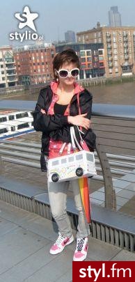 buty-nike dunk high, torba-allegro, spodnie-deep, bluza-new yorker, kolczyki-h&m, kurtka-house, parasol-allegro, okulary-reserved - Moda uliczna Inne Moda