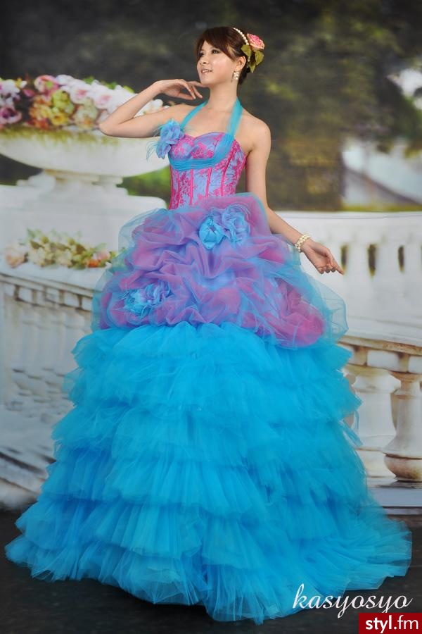Sukienki Moda