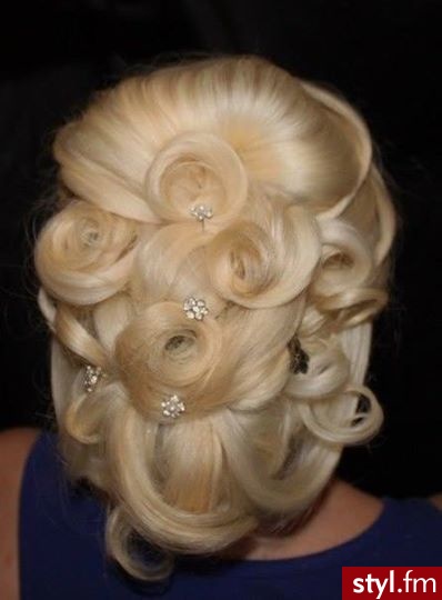 Blond Upięcie Kręcone Ślubne Długie Fryzury