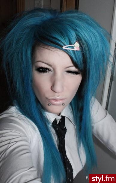 Kitty Mallow - EMO Alternatywne Średnie Fryzury